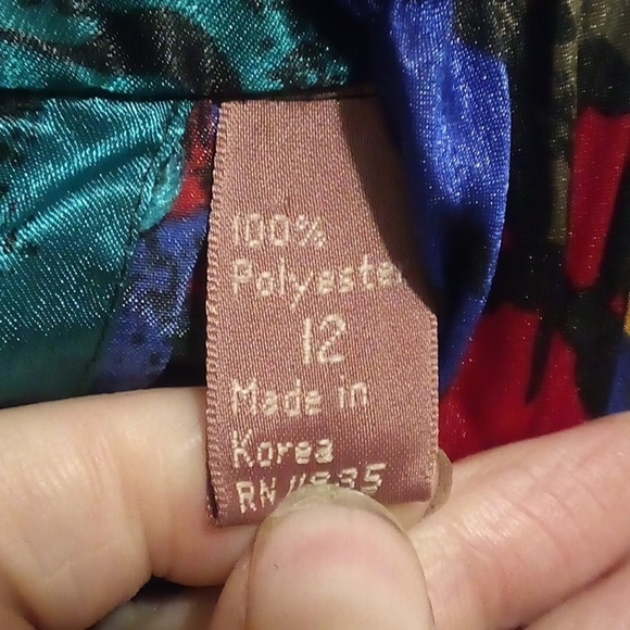 Worthington Splashes Of Multi-Colors Abstract Blouse - Size 12 - Picture 4 of 12